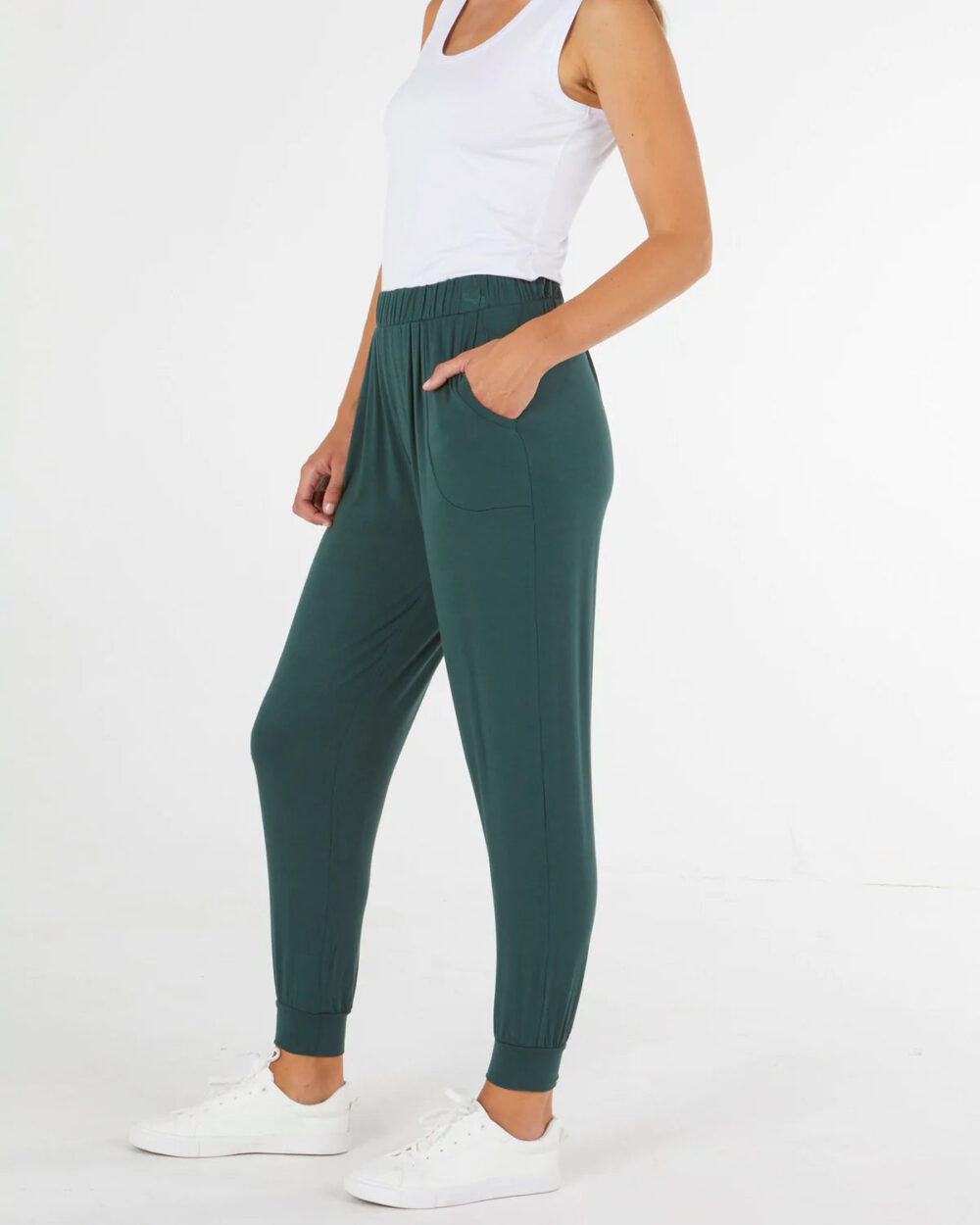 Paris Pant by Betty Basics - Ivy