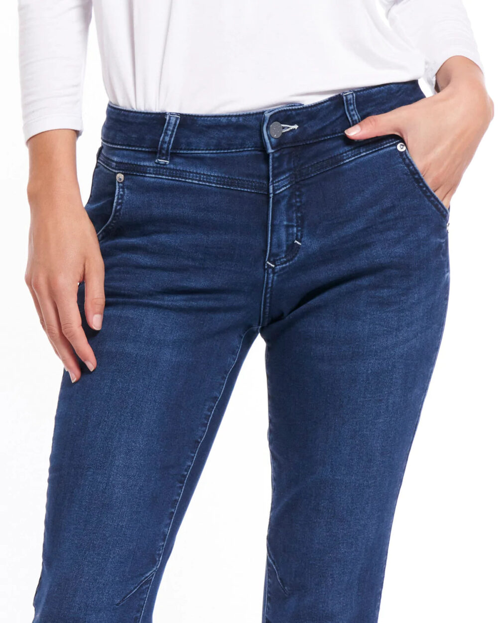Bowen Jean by Betty Basics - Dark Indigo - Image 3